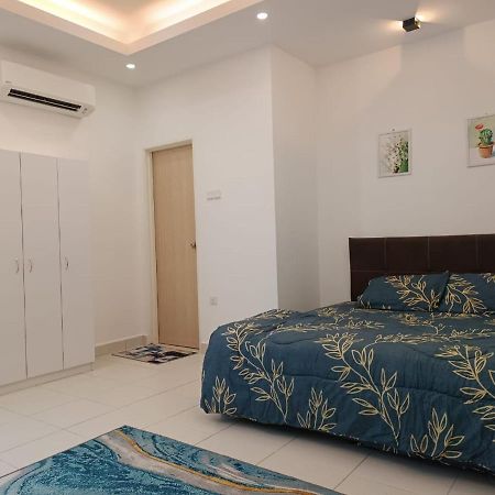 In Homestay Corner Batu Pahat Εξωτερικό φωτογραφία