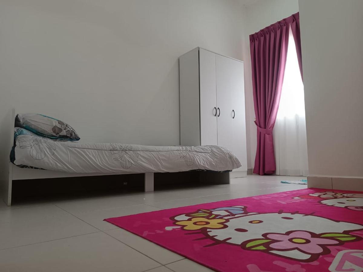 In Homestay Corner Batu Pahat Εξωτερικό φωτογραφία