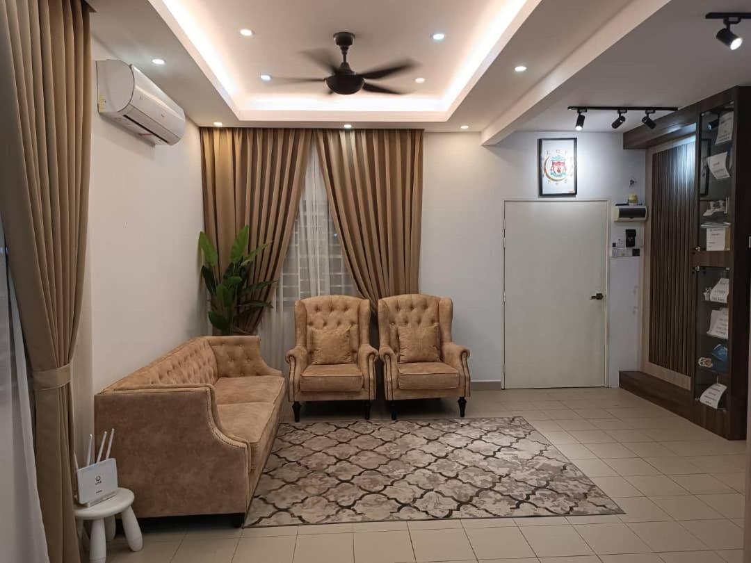 In Homestay Corner Batu Pahat Εξωτερικό φωτογραφία